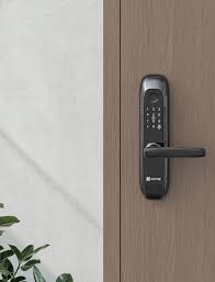 Cerradura Inteligente Ezviz L2S con Huella Dactilar, Tarjeta de Proximidad, Código de acceso, Llave Mecánica, Antisabotaje